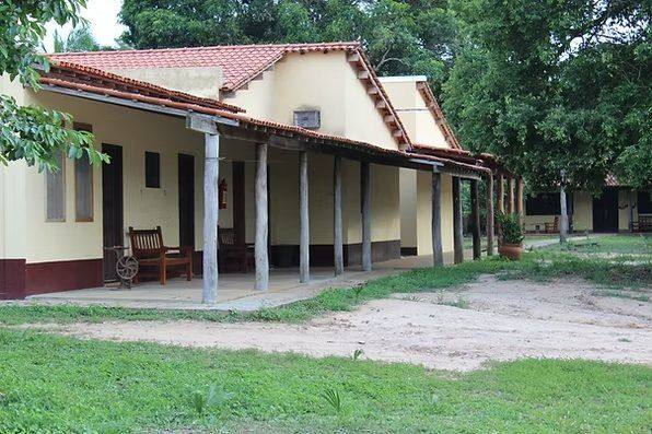 Alpendre dos quartos