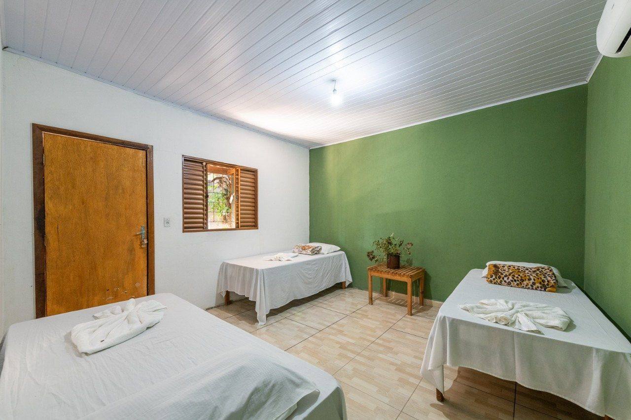 Quarto triplo climatizado