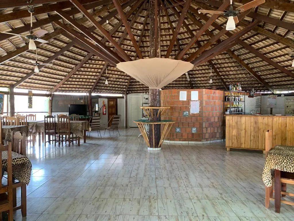 Restaurante e salão de convivência